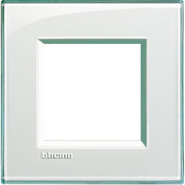 Рамка прямоугольная Legrand BTicino LivingLight 2 мод Морская вода фото фото 2 Рамка прямоугольная Legrand BTicino LivingLight 2 мод Морская вода картинка фото 2