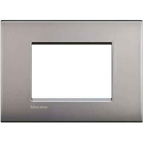 Рамка прямоугольная Legrand BTicino LivingLight 3 мод Матовый никель  картинка фото 2