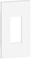 Лицевая панель Legrand BTicino Living Now для 1-м. 2 мод. розетки RJ11/RJ45/аудио белый картинка