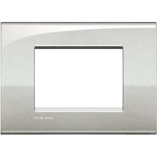 Рамка прямоугольная Legrand BTicino LivingLight 3 мод Лунное серебро  картинка фото 2