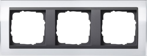 Рамка универсальная Gira Event Clear 3-м. белый глянец/антрацит фото Рамка универсальная Gira Event Clear 3-м. белый глянец/антрацит картинка