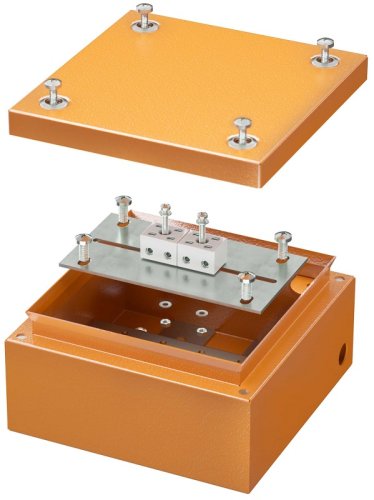 Коробка огнестойкая DKC Vulcan 150x150x80мм 4x4мм без сальников IP66 оранжевый Коробка огнестойкая DKC Vulcan 150x150x80мм 4x4мм без сальников IP66 оранжевый