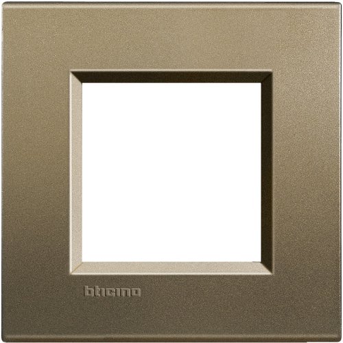 Рамка прямоугольная Legrand BTicino LivingLight 2 мод Коричневый шелк фото фото 2 Рамка прямоугольная Legrand BTicino LivingLight 2 мод Коричневый шелк картинка фото 2