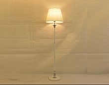 Торшер напольный (светильник) Мелодия Света абажур из ткани Белый/хром картинка 