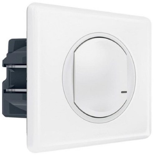 Умный выключатель с опцией диммирования 5-300Вт Valena Celiane Netatmo 1-кл. IP20 белый Умный выключатель с опцией диммирования 5-300Вт Valena Celiane Netatmo 1-кл. IP20 белый