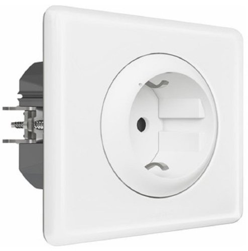 Умная розетка Valena Celiane Netatmo 1-м. шторки IP41 16А белый Умная розетка Valena Celiane Netatmo 1-м. шторки IP41 16А белый