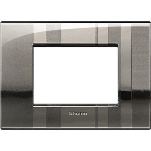 Рамка прямоугольная Legrand BTicino LivingLight 3 мод Ленты  картинка фото 2